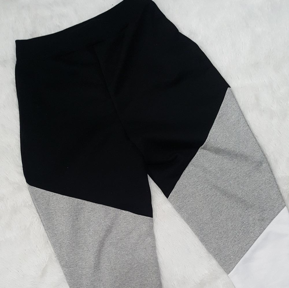 "Indecisive" Joggers NWOT - Picture 4 of 6